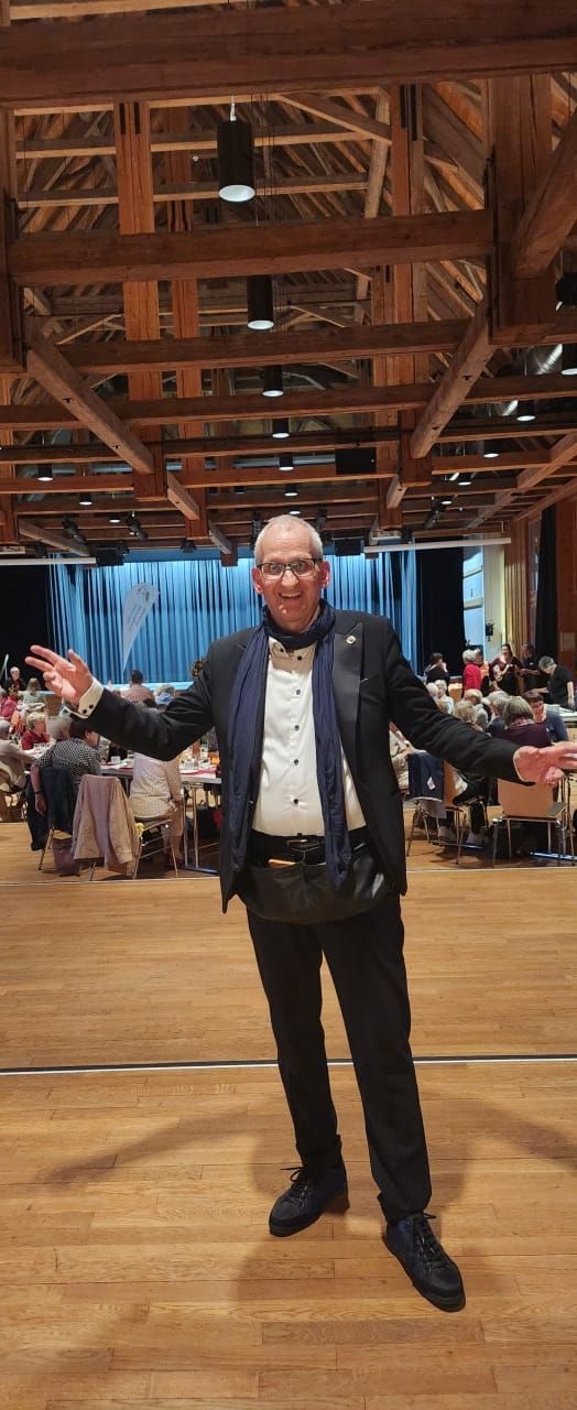 Zauberer Bortini Der Tischzauberer aus Luzern