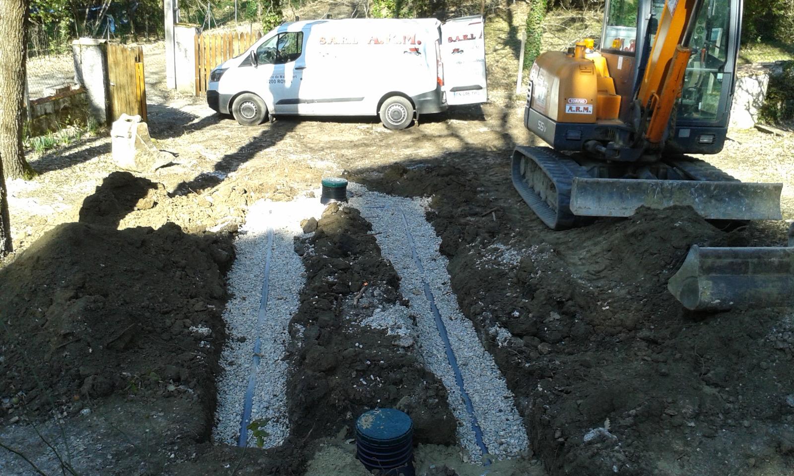 Réalisation de tranchées pour évacuation