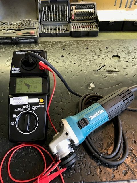 test de sécurité isolation selon norme DIN VDE0701-0702