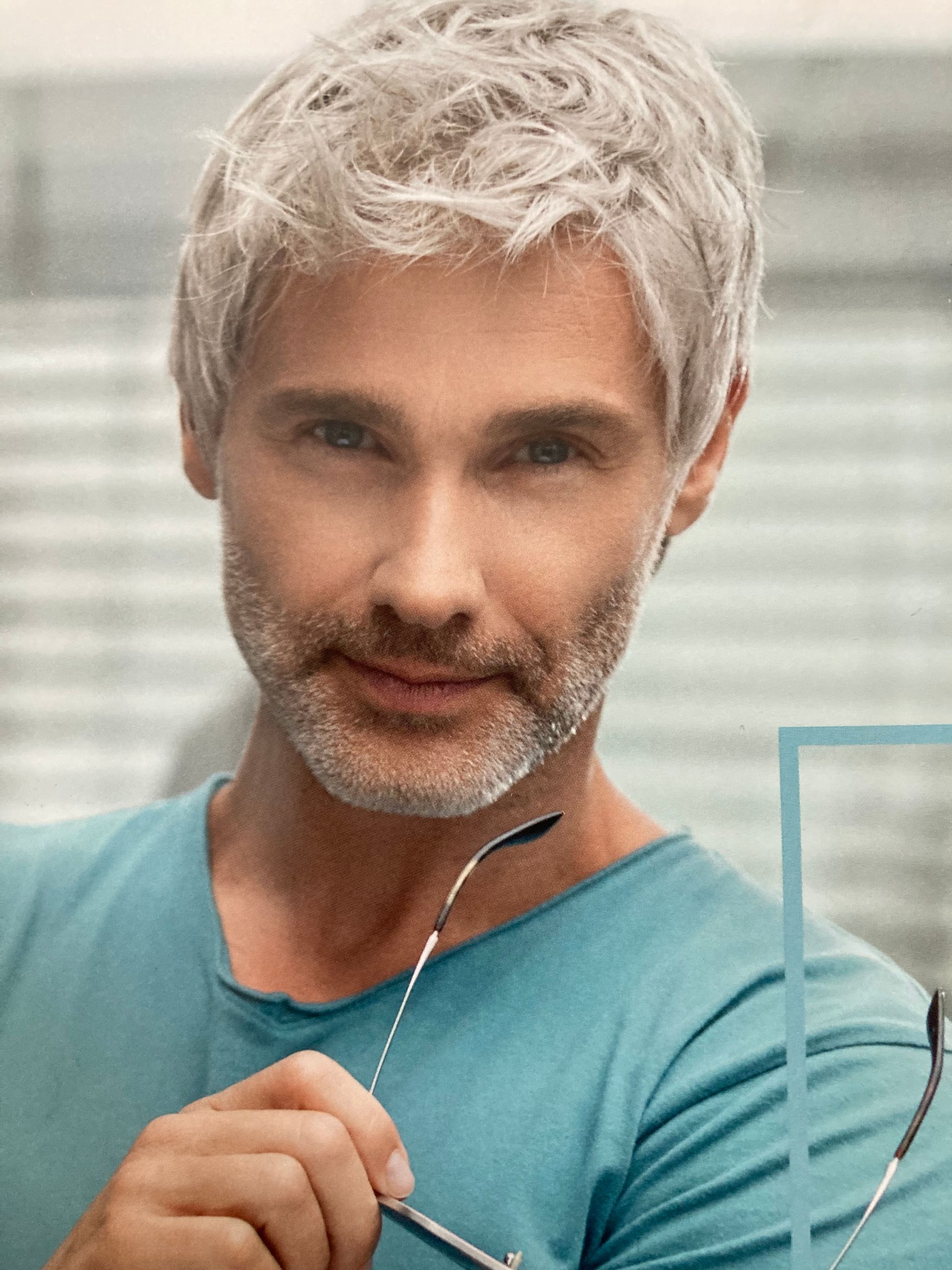 Perruque homme blanche