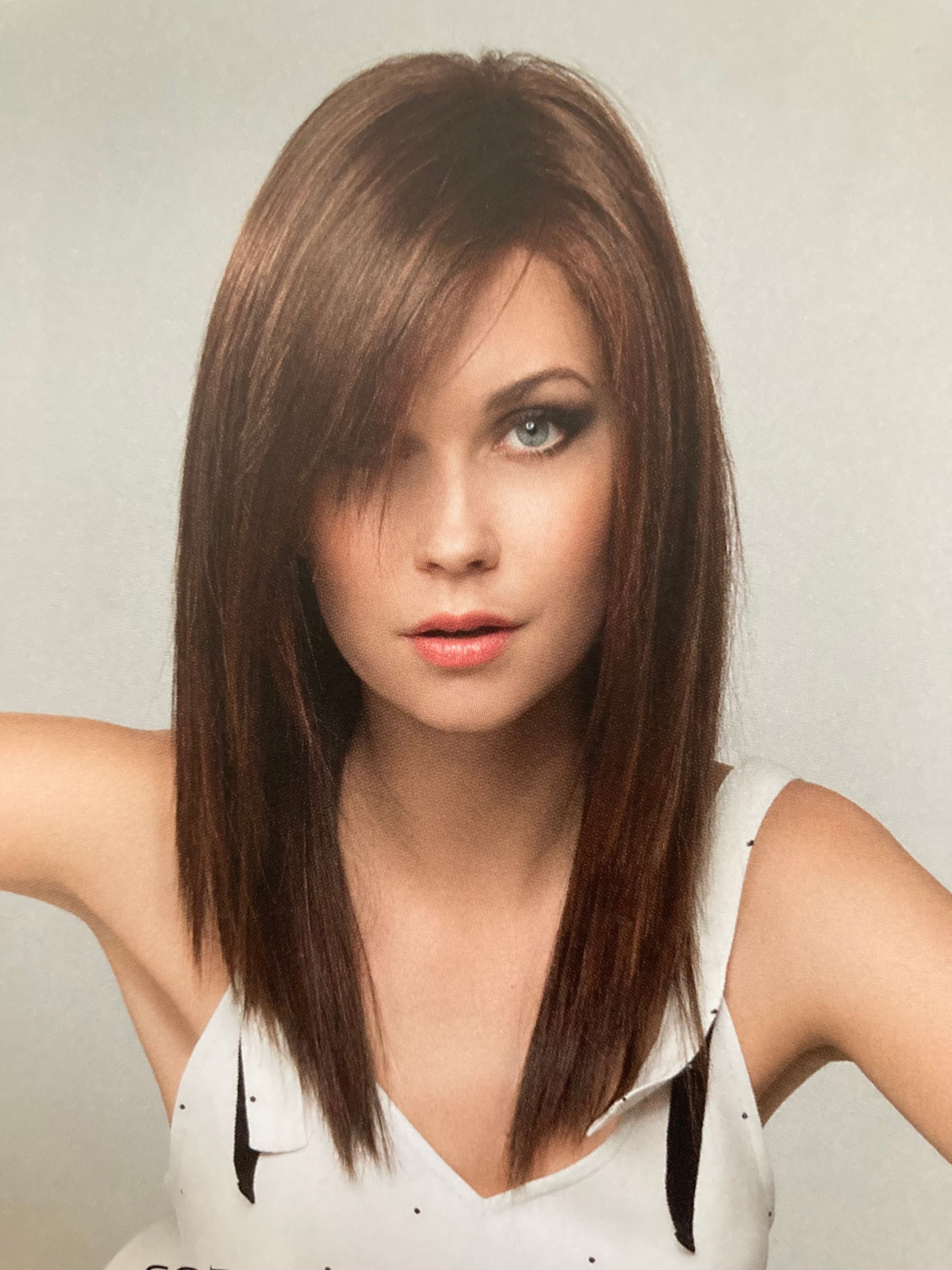 Perruque femme longue chatain