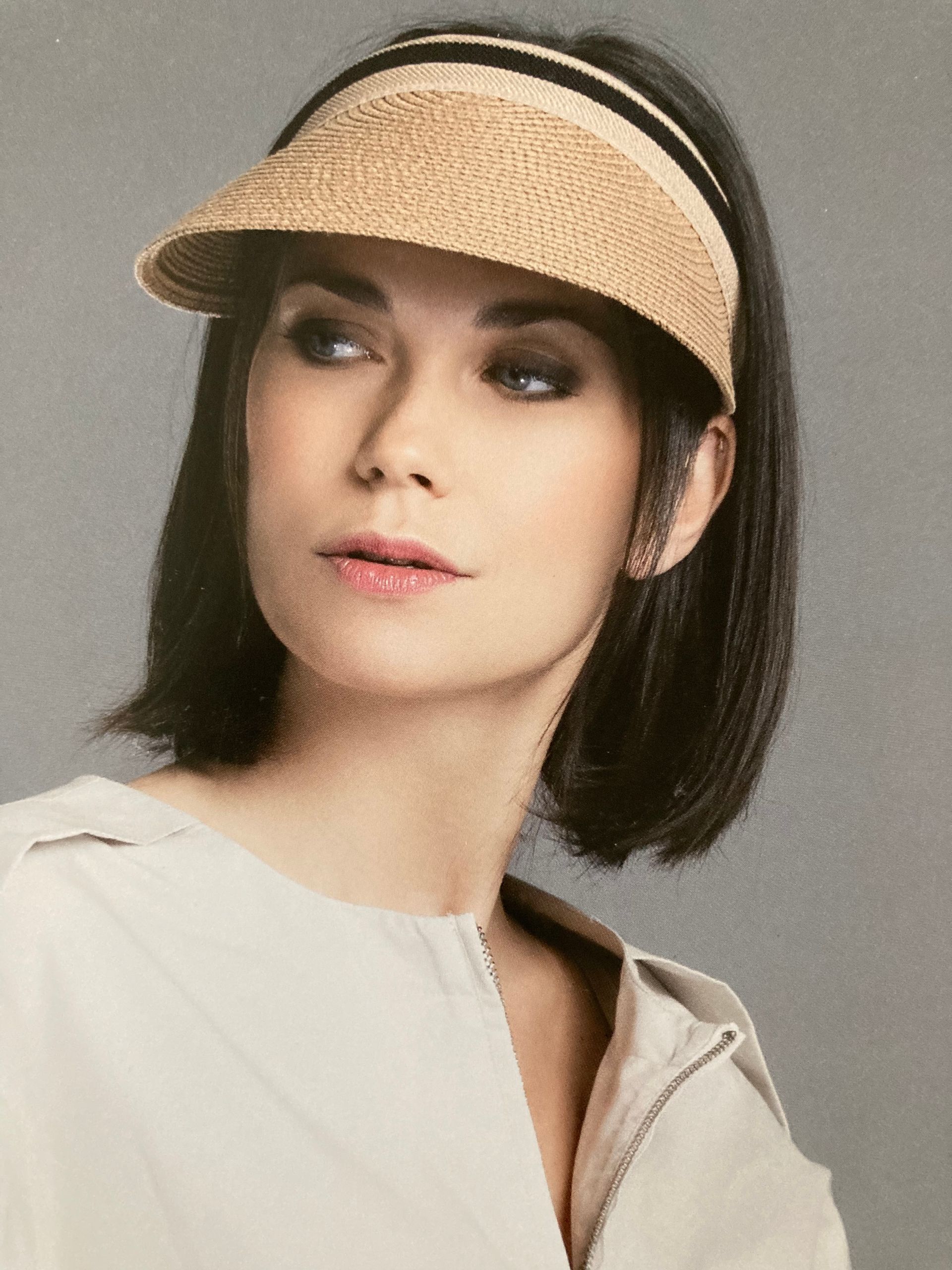 Casquette avec visière