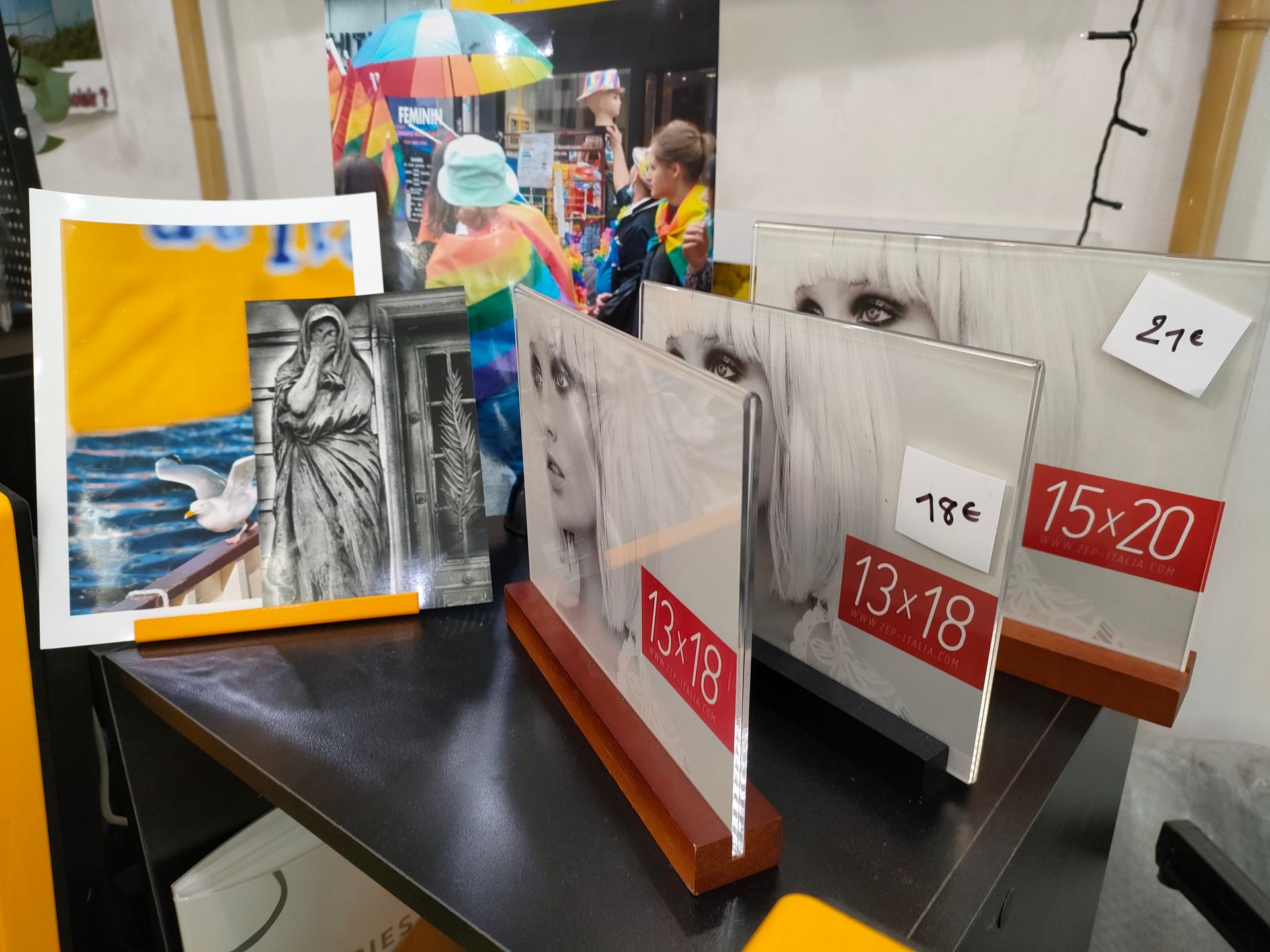 Présentoir pour photographie à vendre