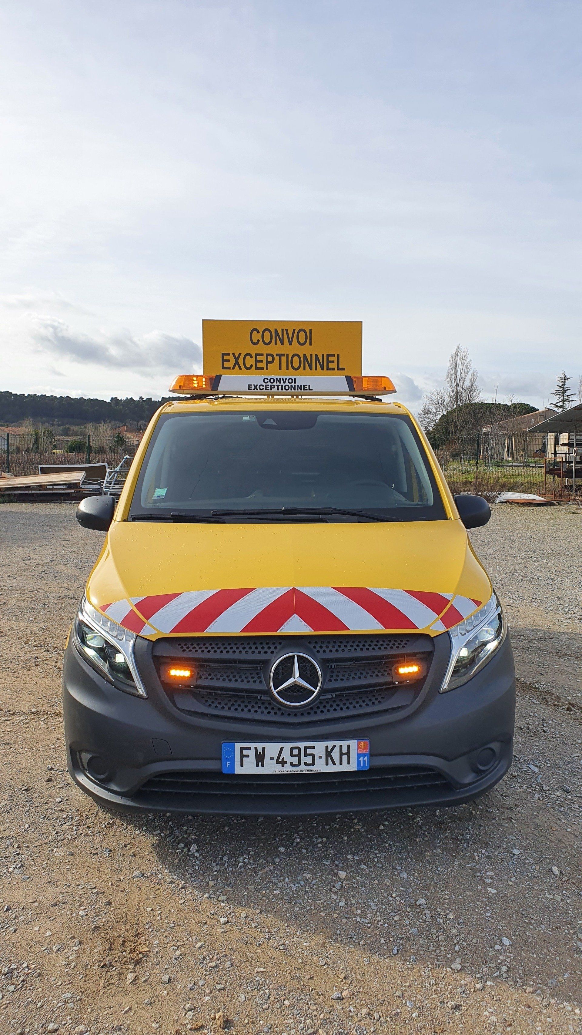 Aménagement fourgon pour convoi exceptionnel