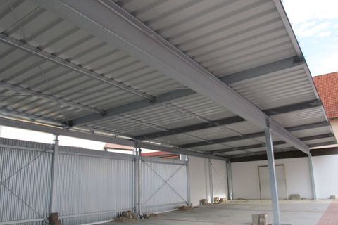 Metallbau Neumarkt | Geländer aus Glas und Metall