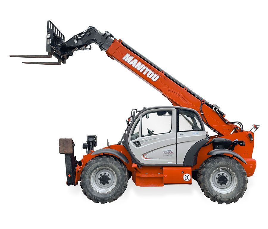 Ein roter Gabelstapler mit einer daran befestigten Gabel auf weißem Hintergrund.