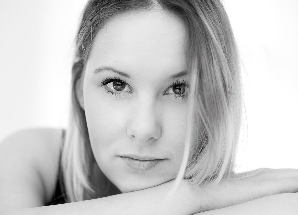 portrait frau schwarzweiß Fotografie Foto Barth