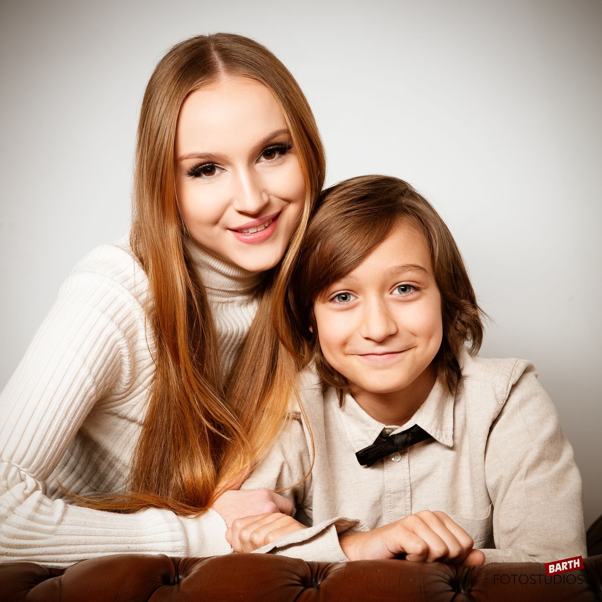 Geschwister Foto im Studio Moers