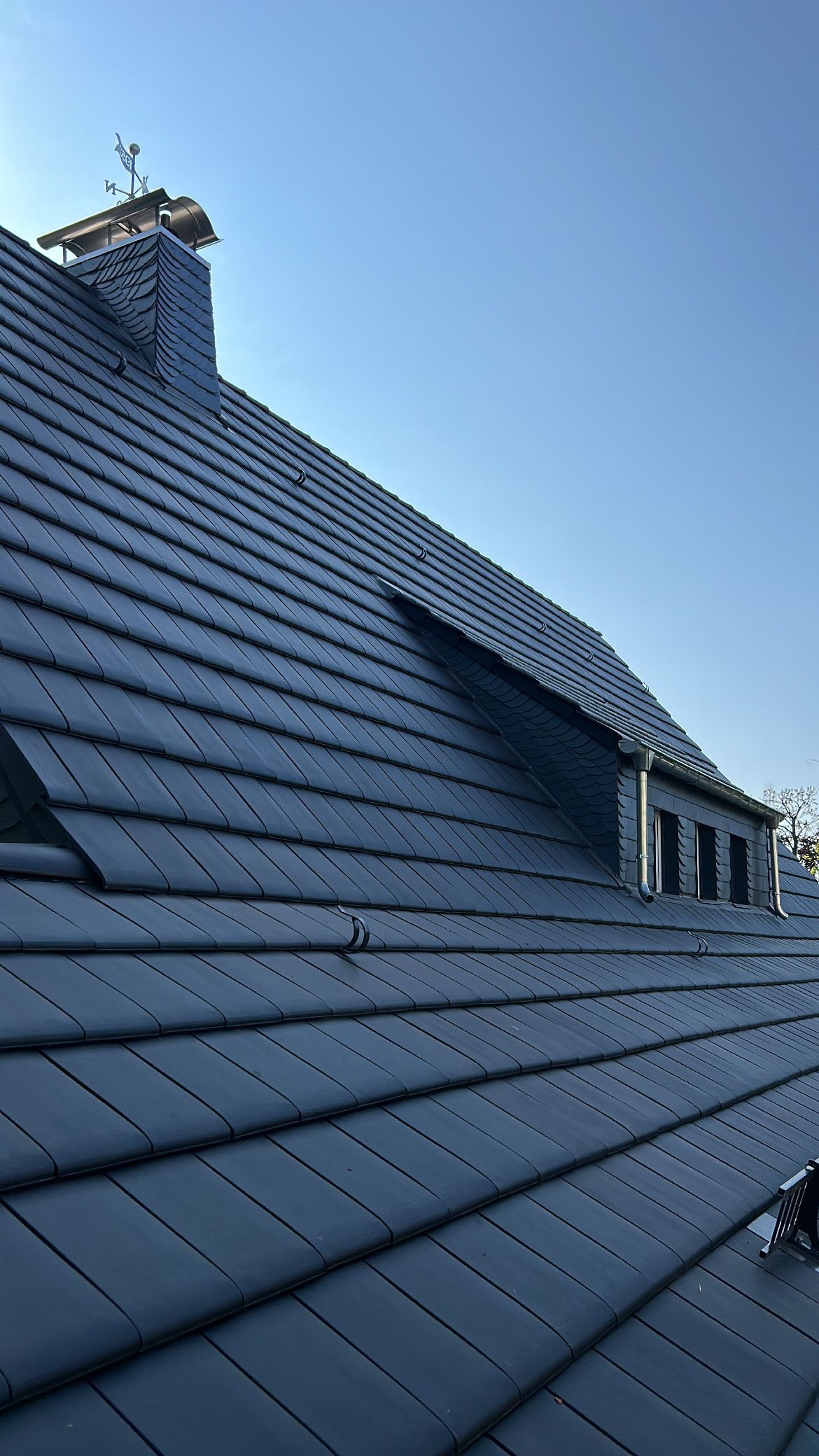 Nahaufnahme eines neu gemachten Dachs