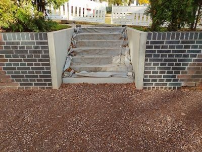 Herstellung Klinkermauerwerk an Treppenaufgang