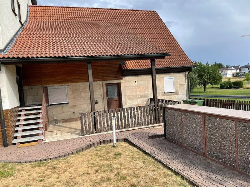 Ingrid Voss Immobilien
denkmalgeschütztes Sandsteinhaus in Heßdorf