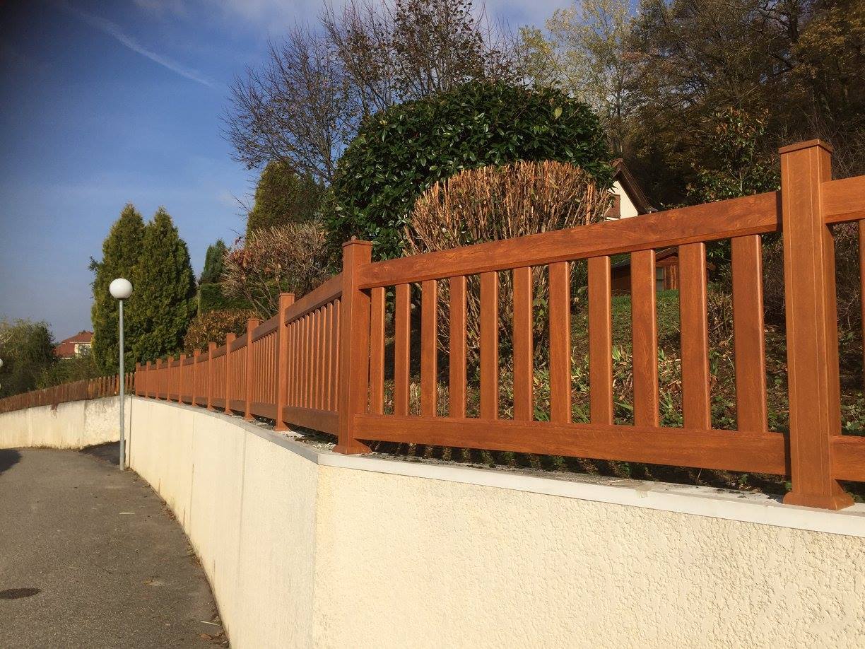 Clôture en bois