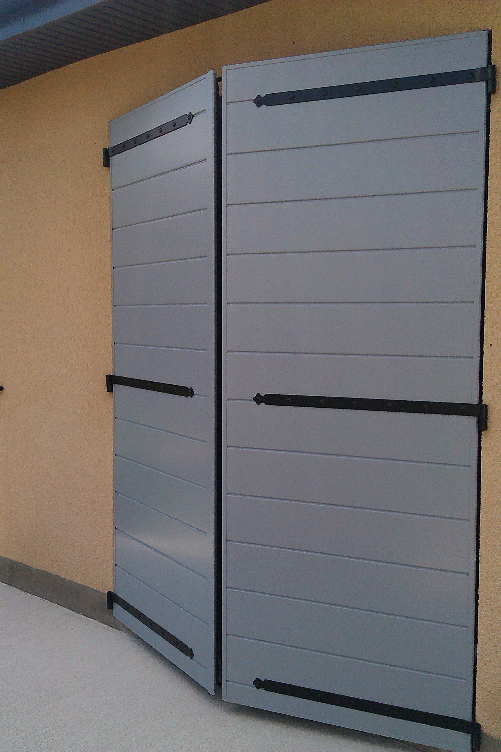 Volets battants en aluminium