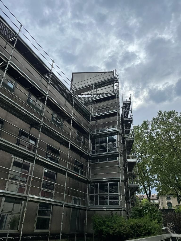 Échafaudage sur immeuble