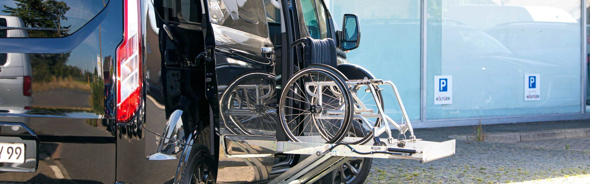 Költgen GmbH – für einen Rollstuhl umgerüstetes Auto