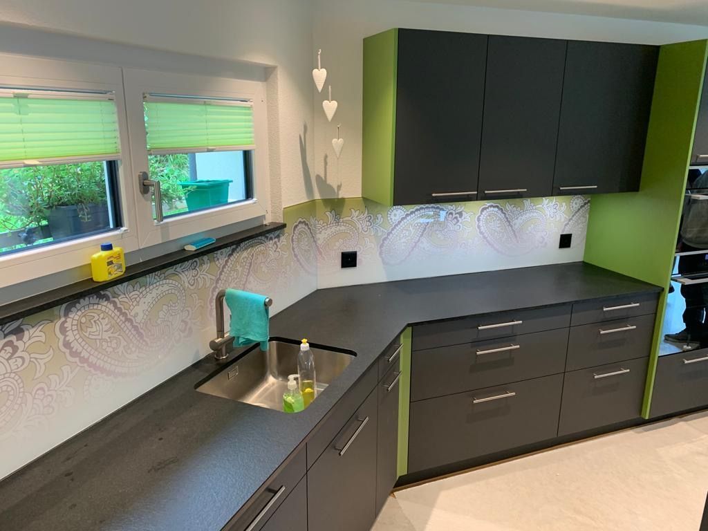 Küchenbau - Knobel AG Naturstein & Keramik in Schwanden GL