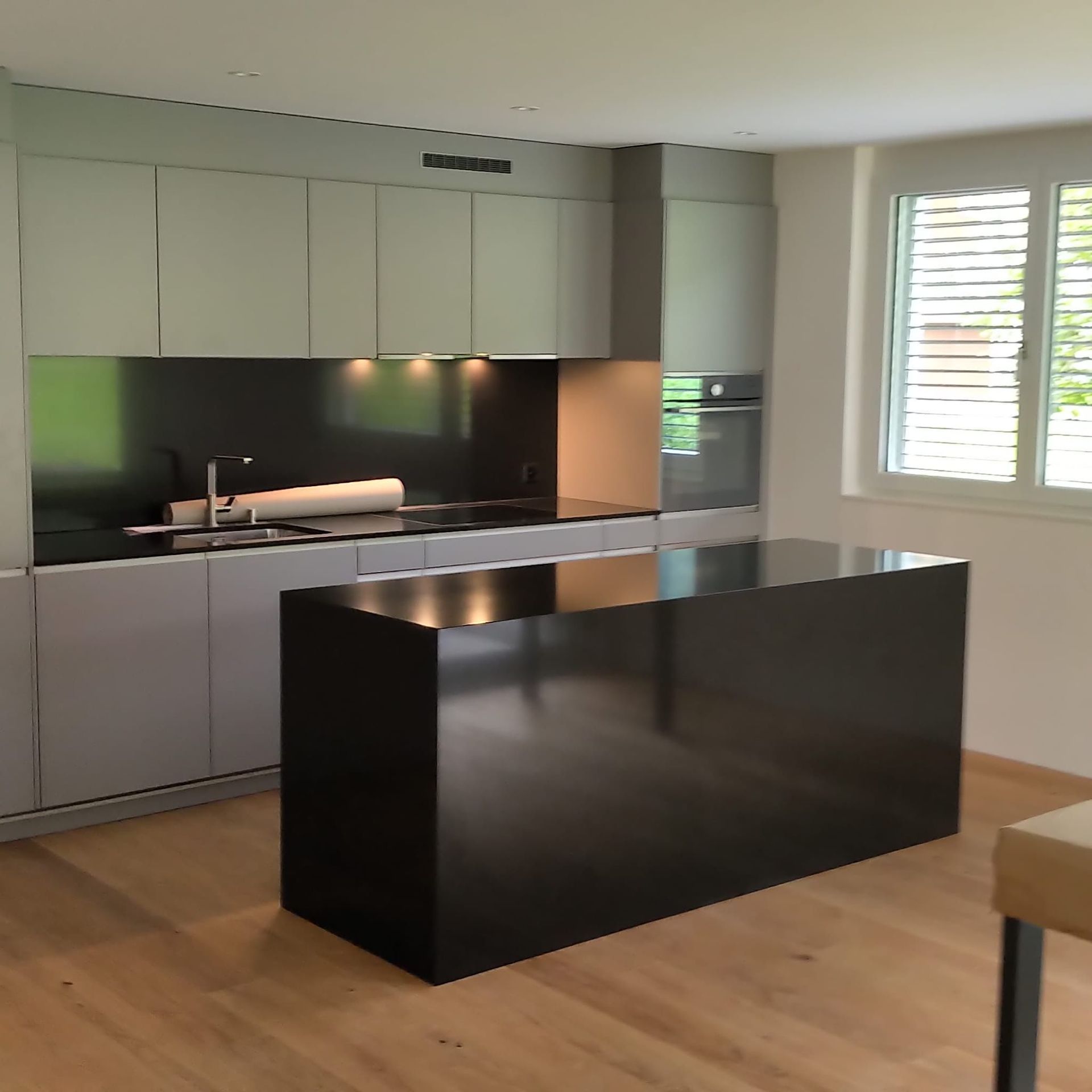 Küchenbau - Knobel AG Naturstein & Keramik in Schwanden GL