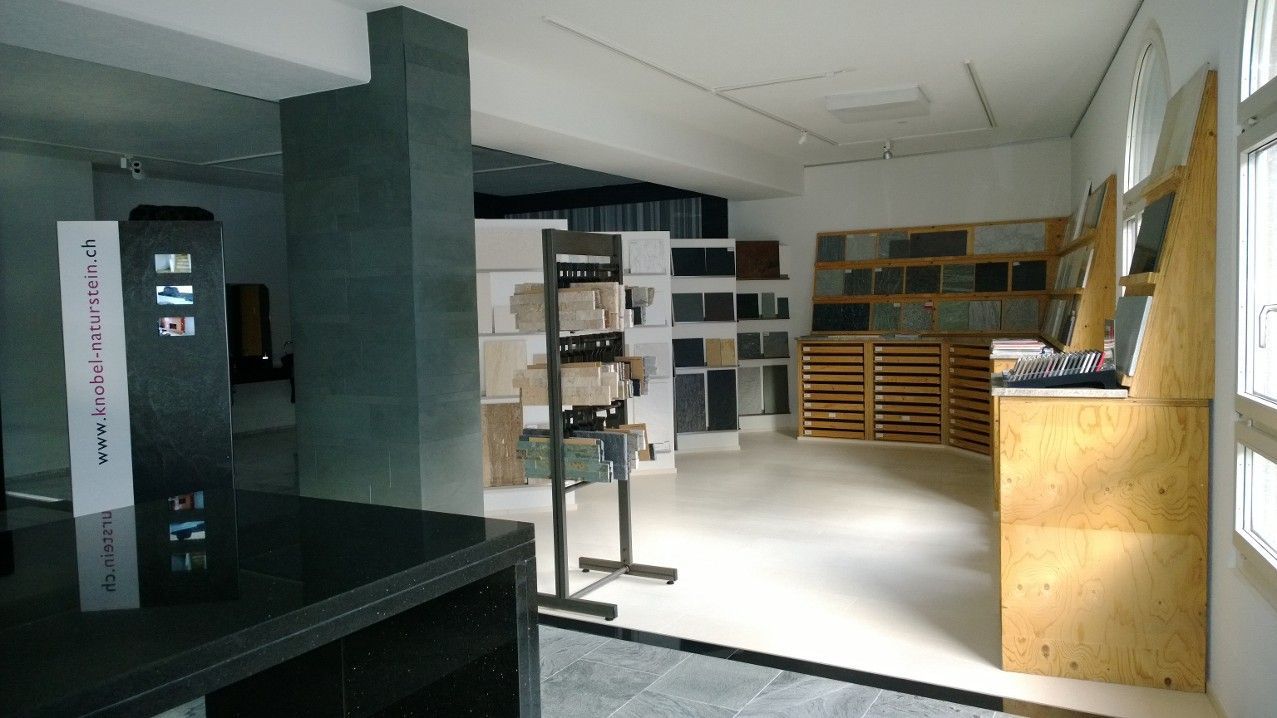 Ausstellung Cheminée - Knobel AG - Schwanden