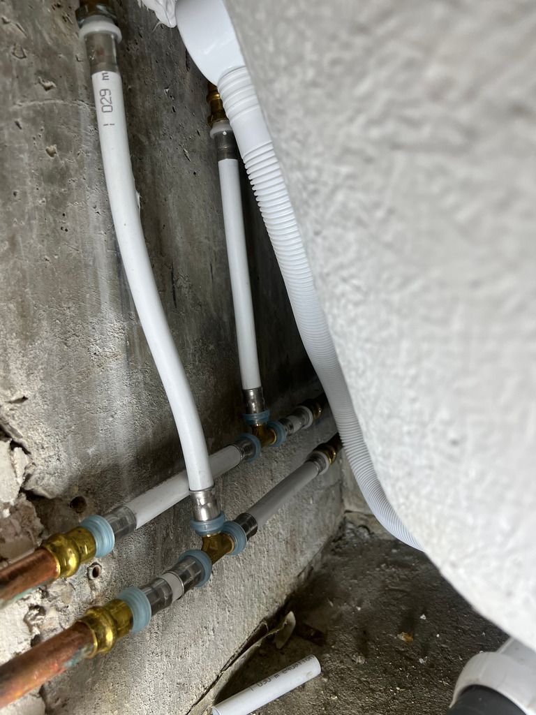 Replacement des arrivées d'eau baignoire