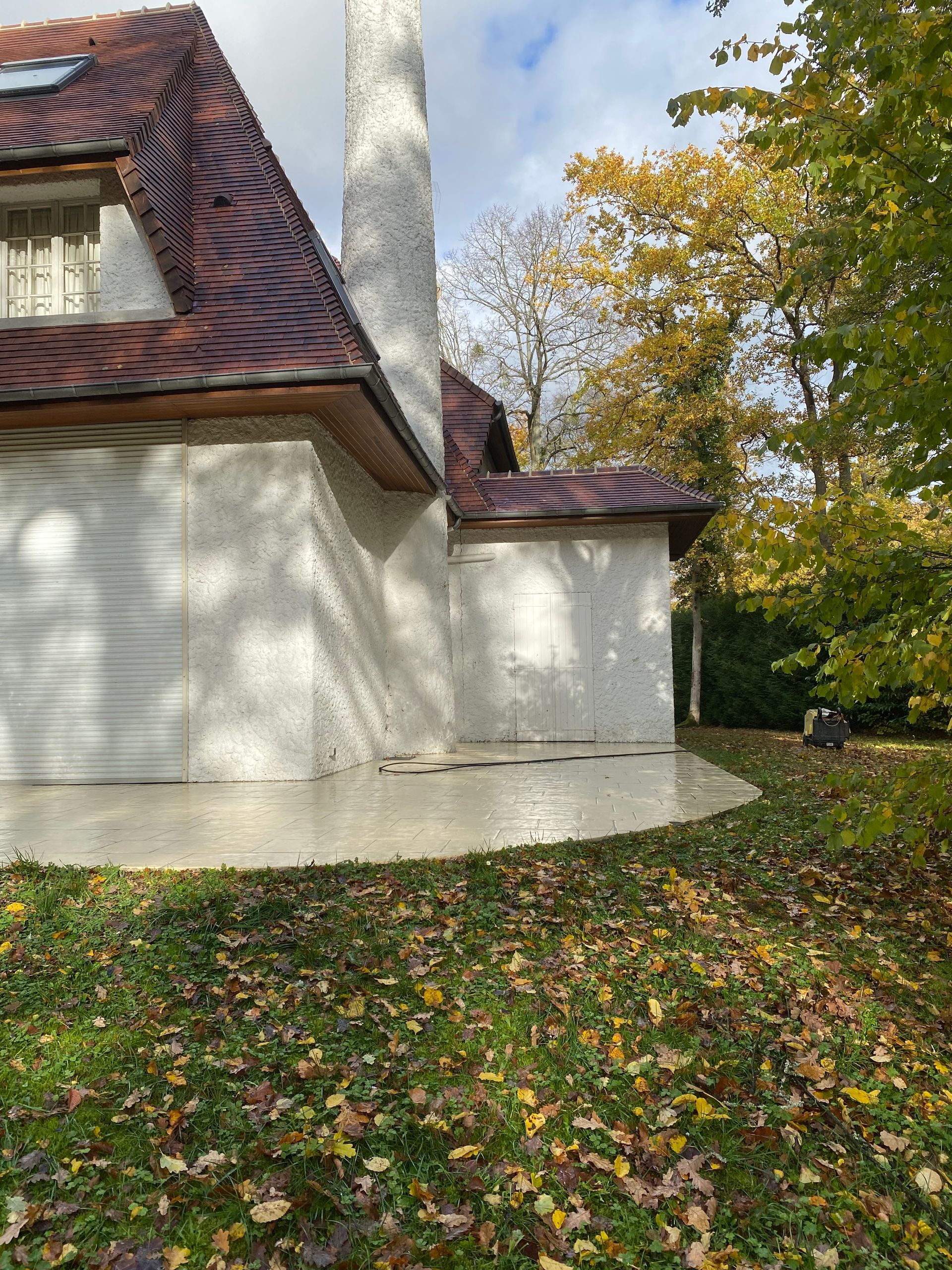 Maison vue de profil