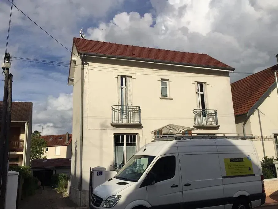 Maison avec toiture neuve