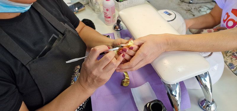 Μανικιουρ - Imagine Nails by Mira Κομμωτήριο - Μανικιούρ & Πεντικιούρ