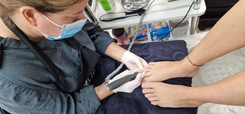 Πεντικιουρ - Imagine Nails by Mira Κομμωτήριο - Μανικιούρ & Πεντικιούρ