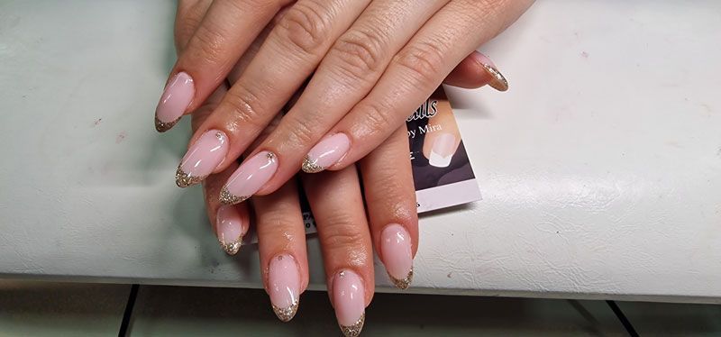 Μανικιουρ - Imagine Nails by Mira Κομμωτήριο - Μανικιούρ & Πεντικιούρ