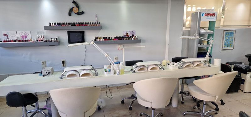 Ο χώρος μας - Imagine Nails by Mira Κομμωτήριο - Μανικιούρ & Πεντικιούρ