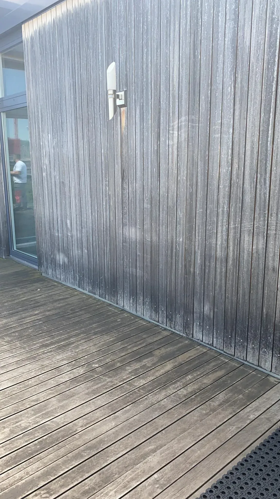 Holzfassade, Foto von Schär Reinigungen