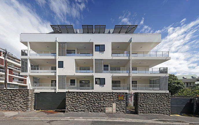 Ouvrant à la française