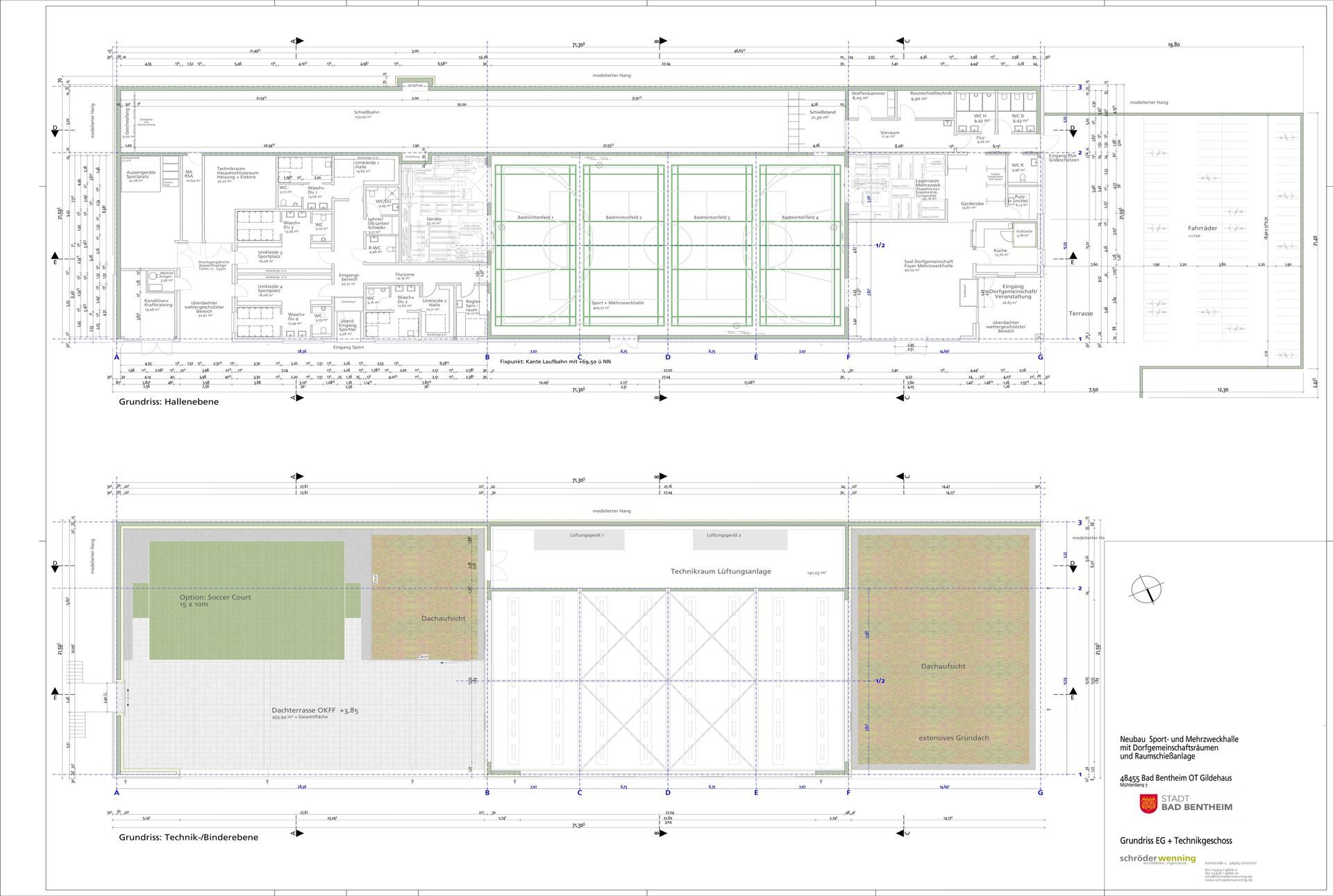 Ein Grundriss eines Gebäudes mit einer Grünfläche in der Mitte