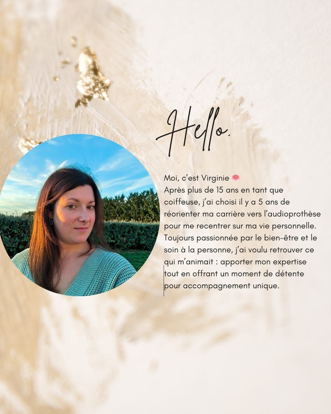 Personne recevant un massage facial.