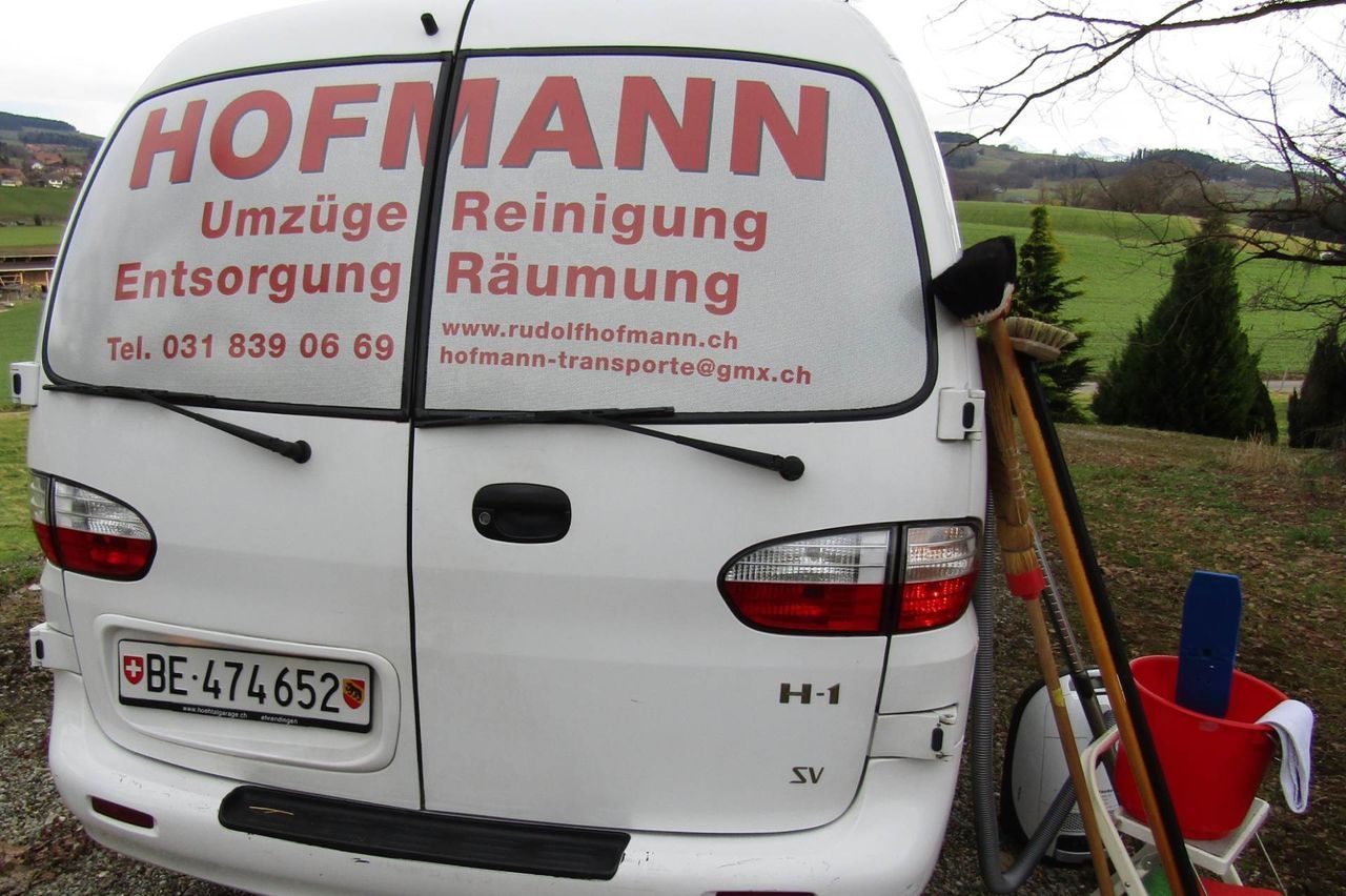 Kleintransporter der Firma Hofmann Umzüge für Umzüge, Reinigungen, Entsorgung und Räumung