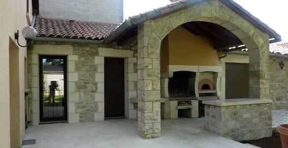 Rénovation d'un barbecue - Combettes