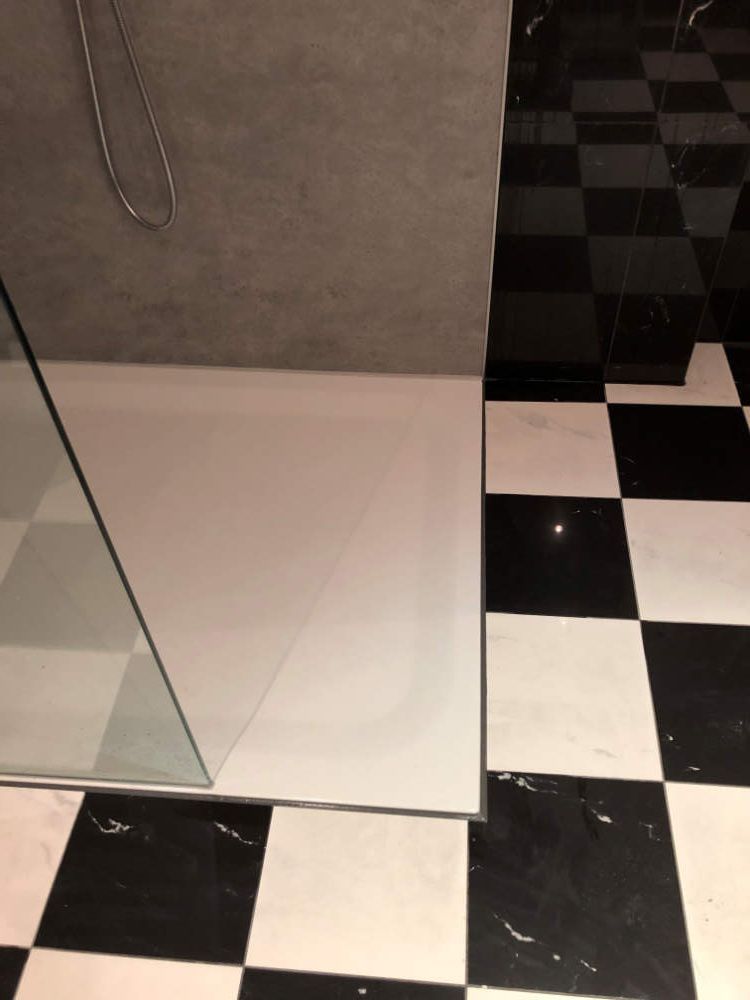 Wannen Wöhner | 0800 330 46 49 | Badewannenaustausch | Altersgerechte Badumbauten