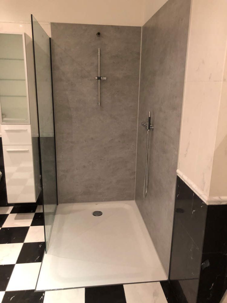 Wannen Wöhner | 0800 330 46 49 | Badewannenaustausch | Altersgerechte Badumbauten