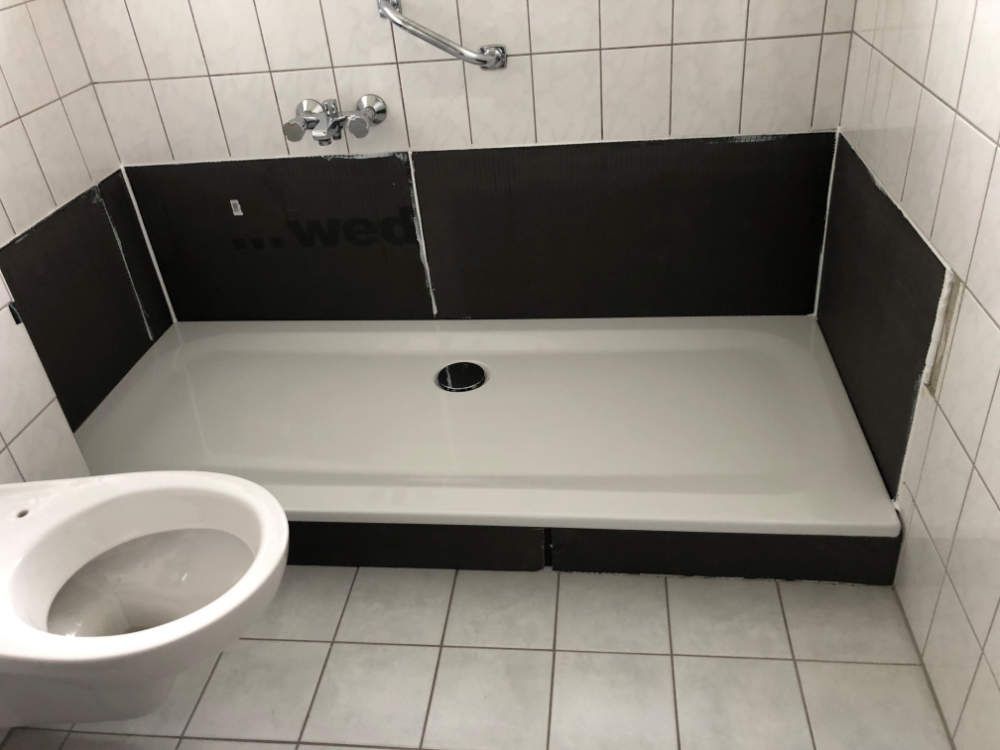 Wannen Wöhner | 0800 330 46 49 | Badewannenaustausch | Altersgerechte Badumbauten