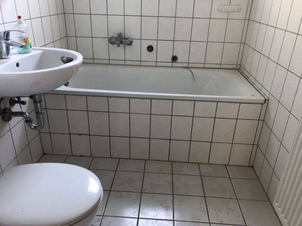 Wannen Wöhner | 0800 330 46 49 | Badewannenaustausch | Altersgerechte Badumbauten