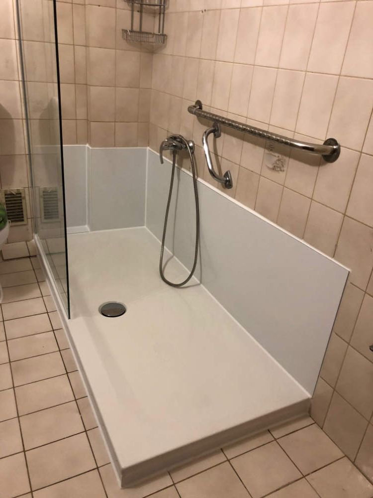 Wannen Wöhner | 0800 330 46 49 | Badewannenaustausch | Altersgerechte Badumbauten