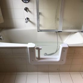 Wannentür Barrierefreiheit Badewanne