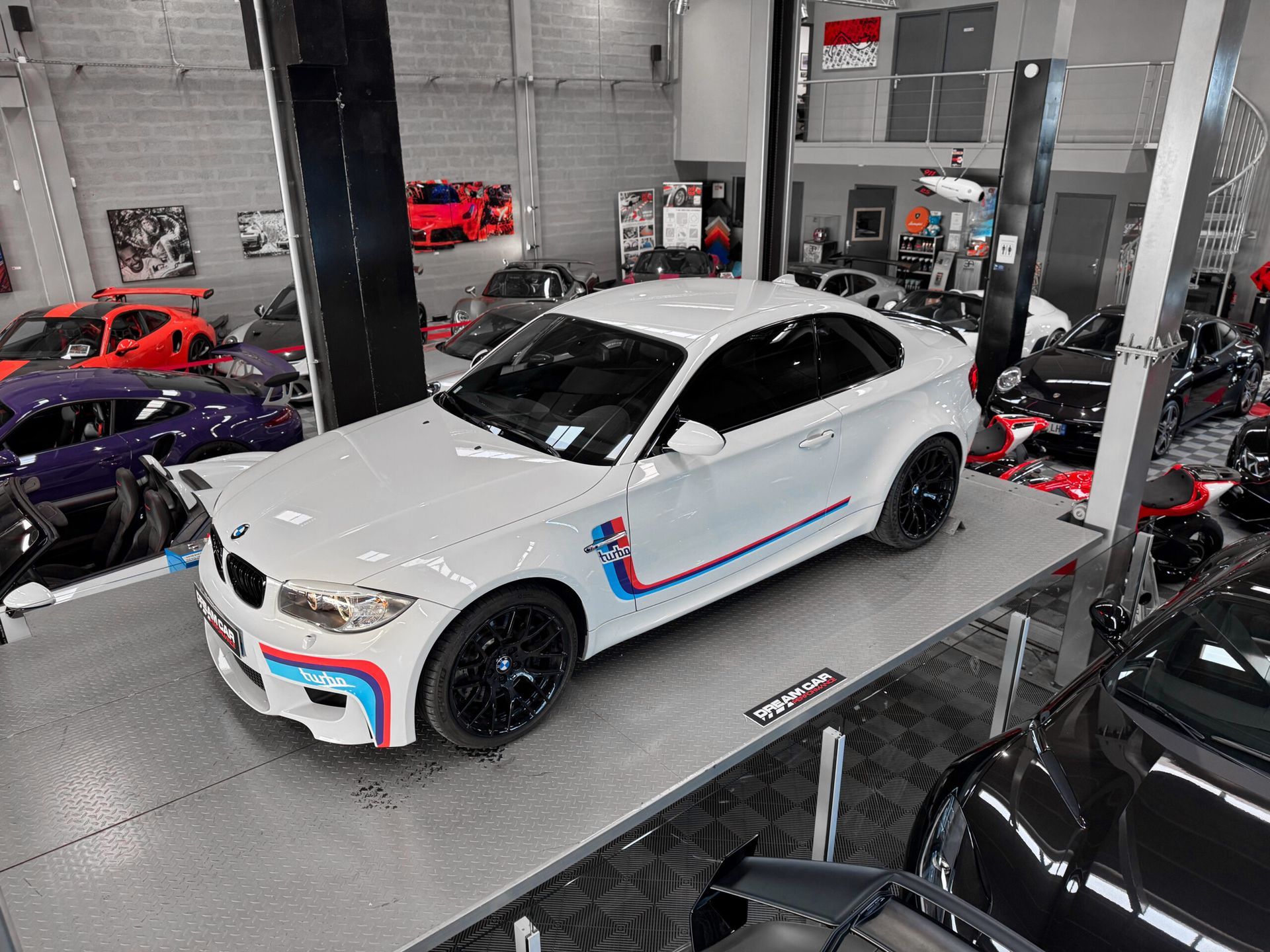BMW 1M blanc