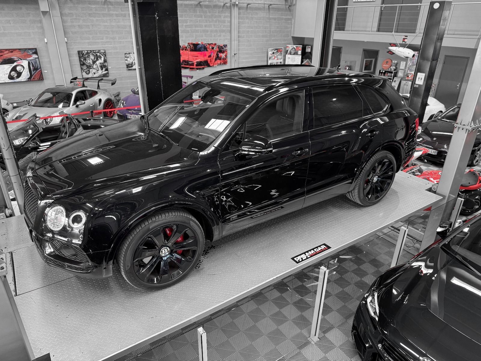 SUV Bentley Bentayga noir