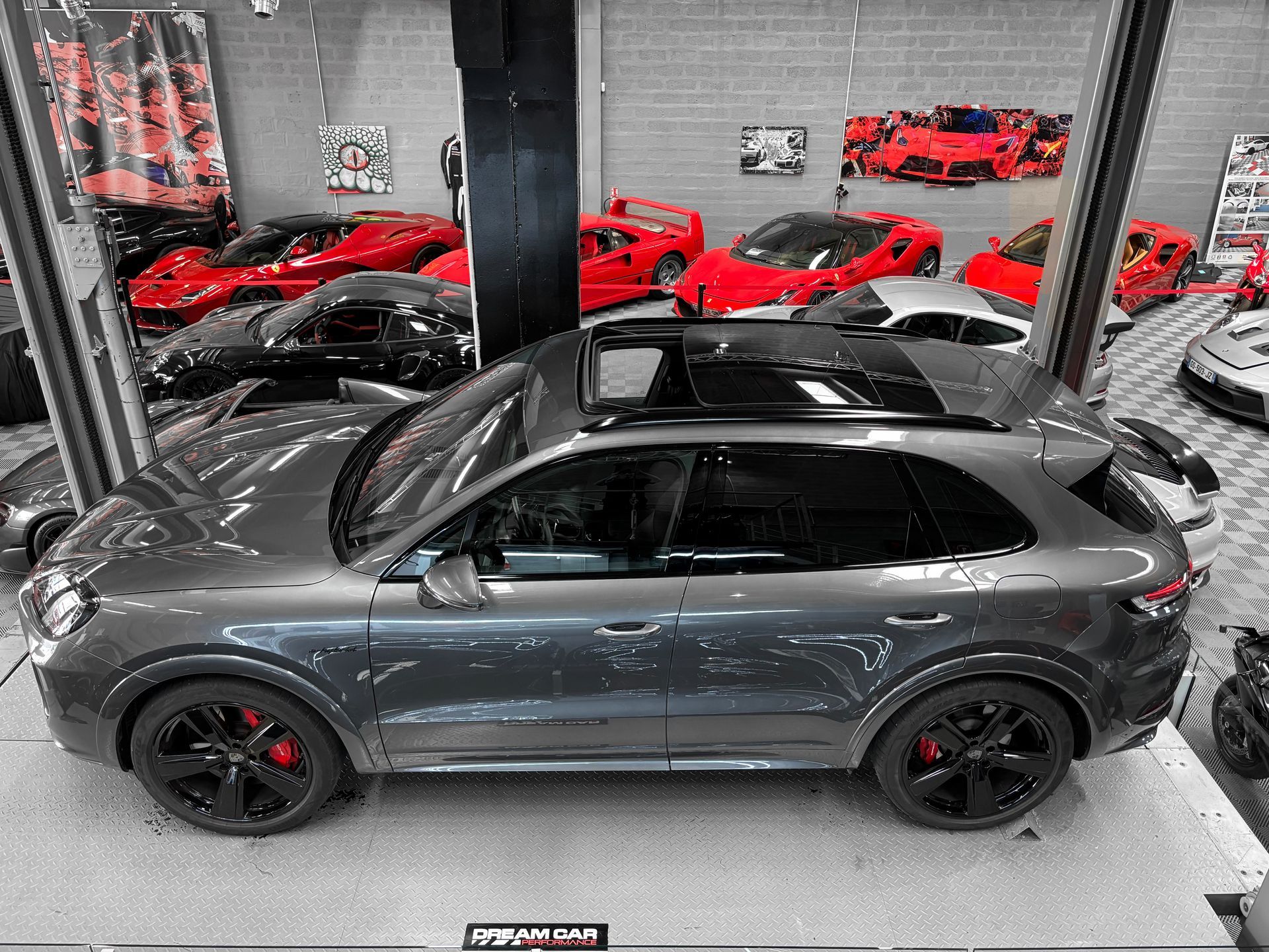 PORSCHE CAYENNE TURBO S HYBRID 739CV – PANO – CARBONE – BOSE