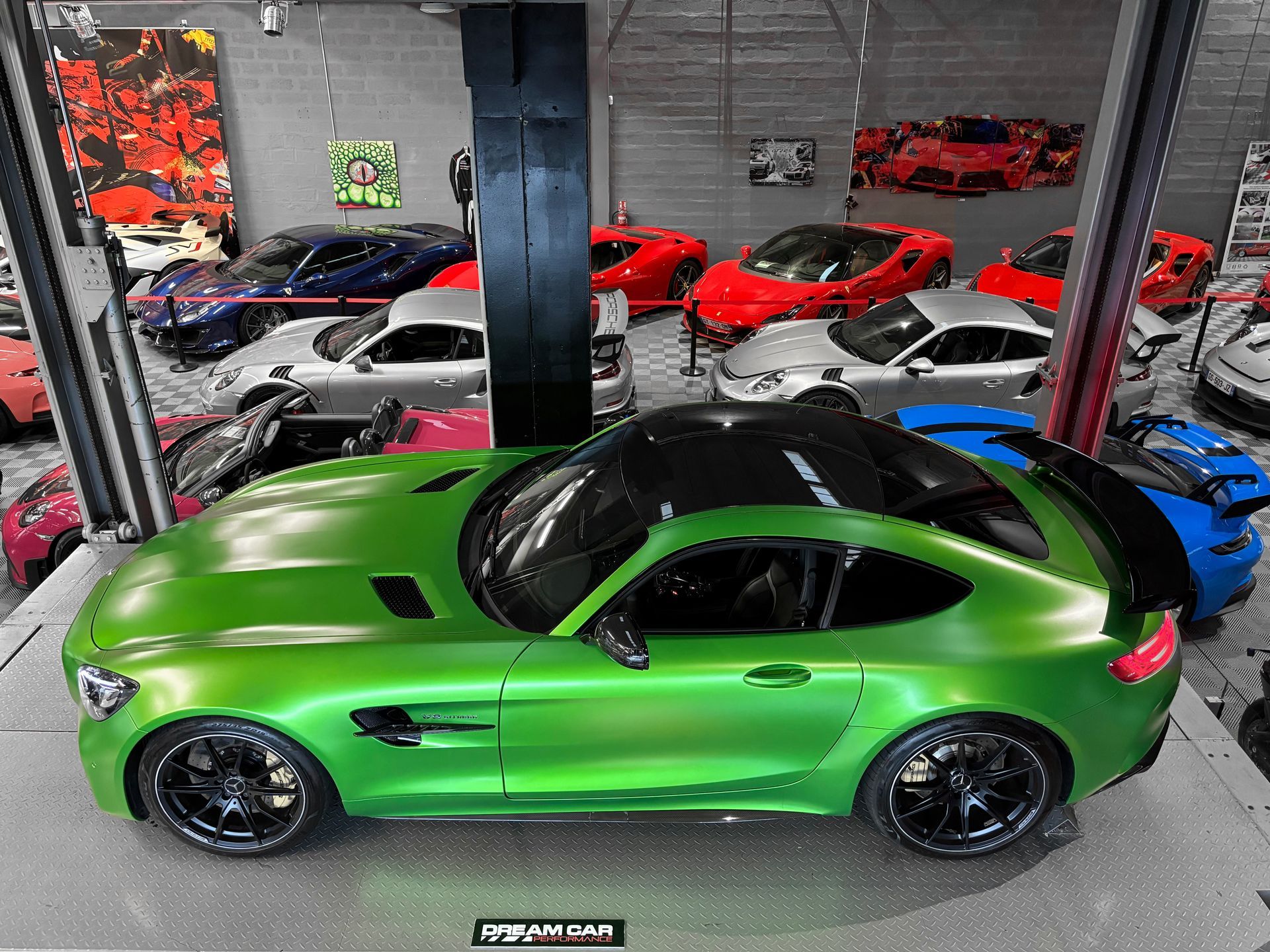 MERCEDES AMG GT R 585 – PACK CARBONE – BURMESTER