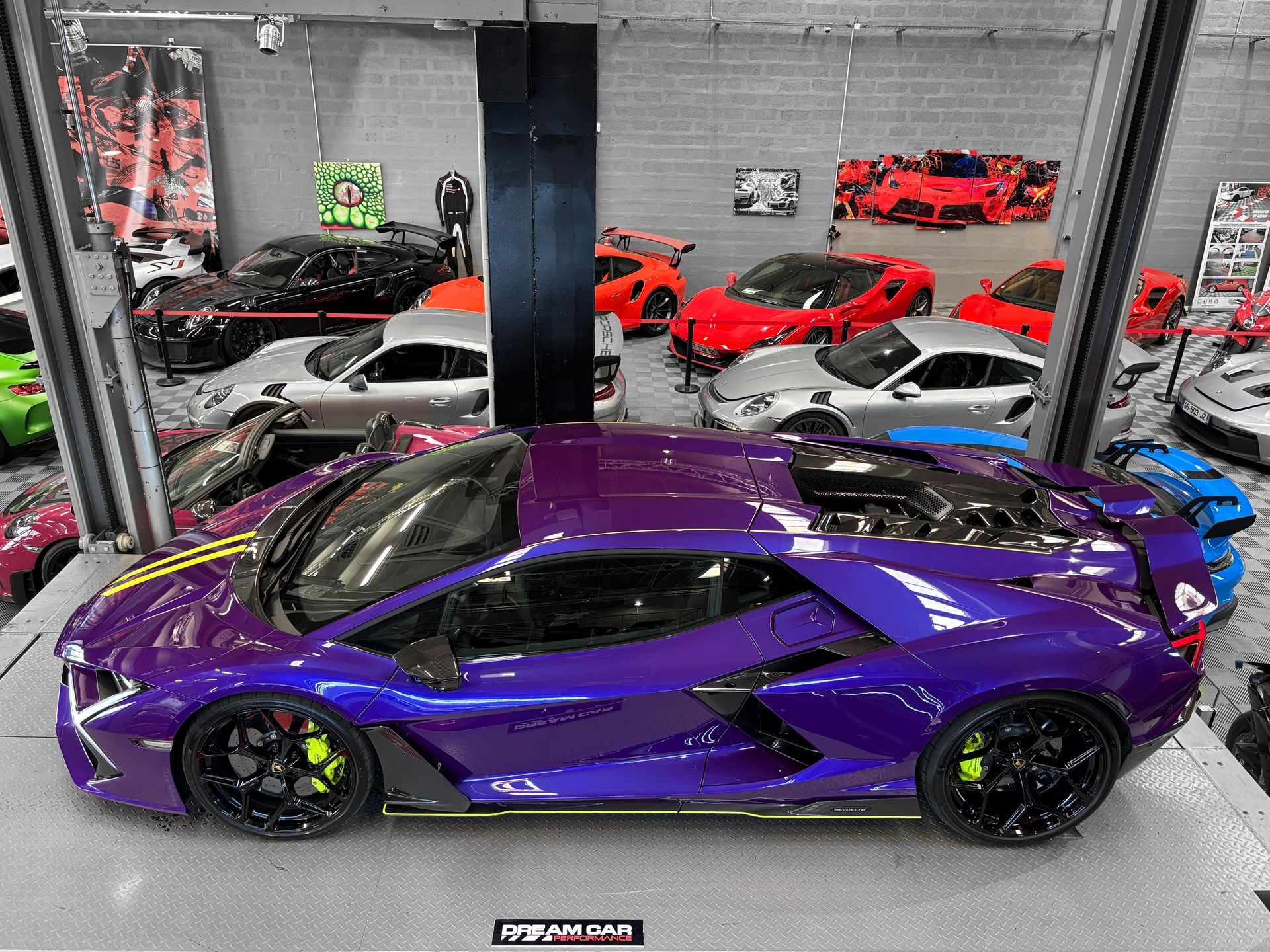 LAMBORGHINI REVUELTO – TVA apparente - VIOLA MITHRAS – CARBONE – PPF