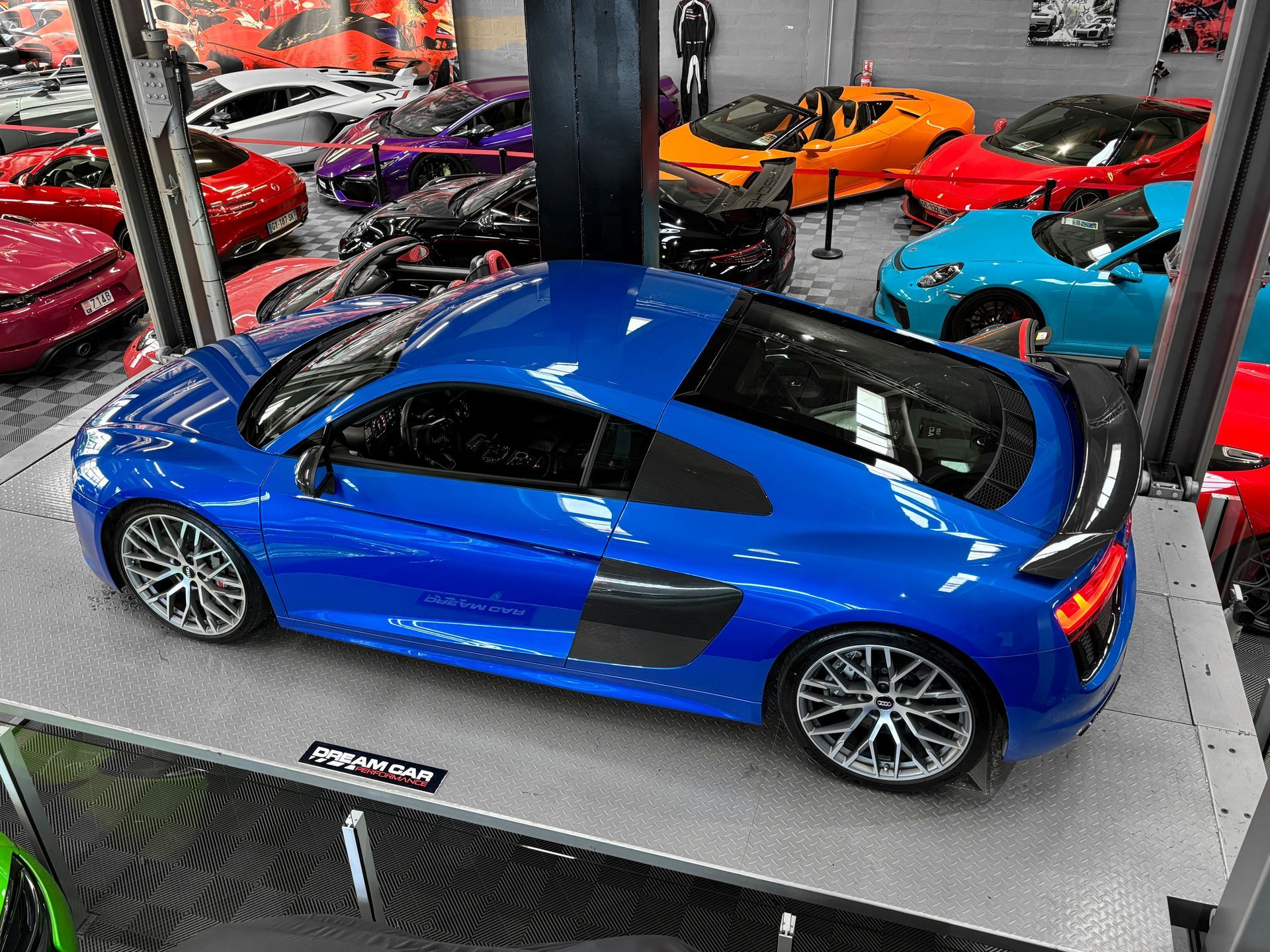 Audi R8 V10 PLUS 610 ch – ENTRETIEN AUDI – PACK CARBONE – BANG & OLUFSEN