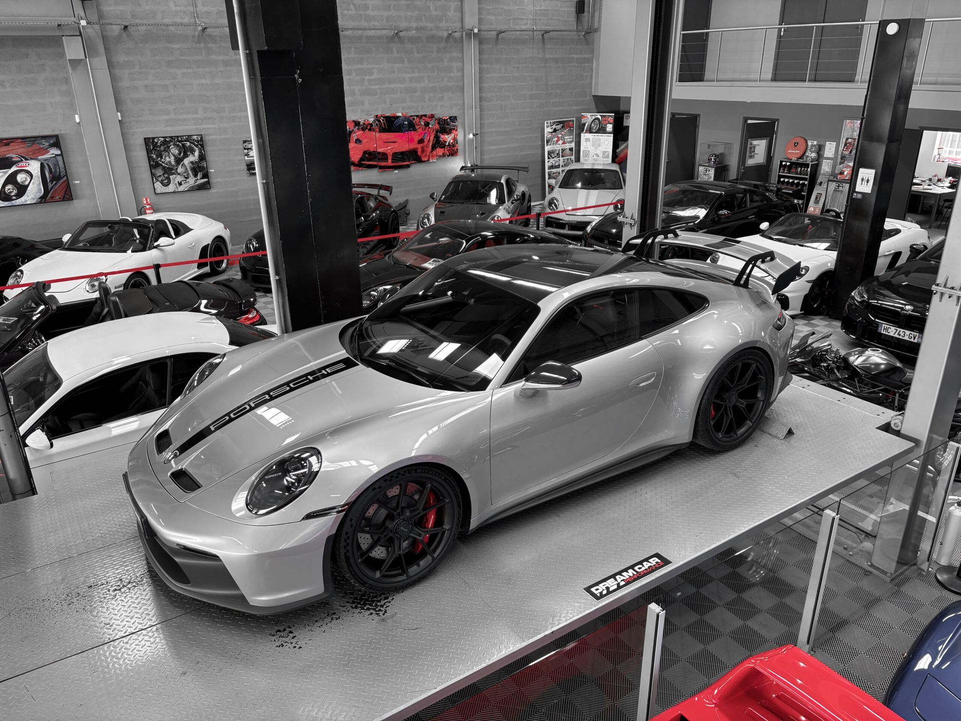 Porsche 911 GT3 argentée