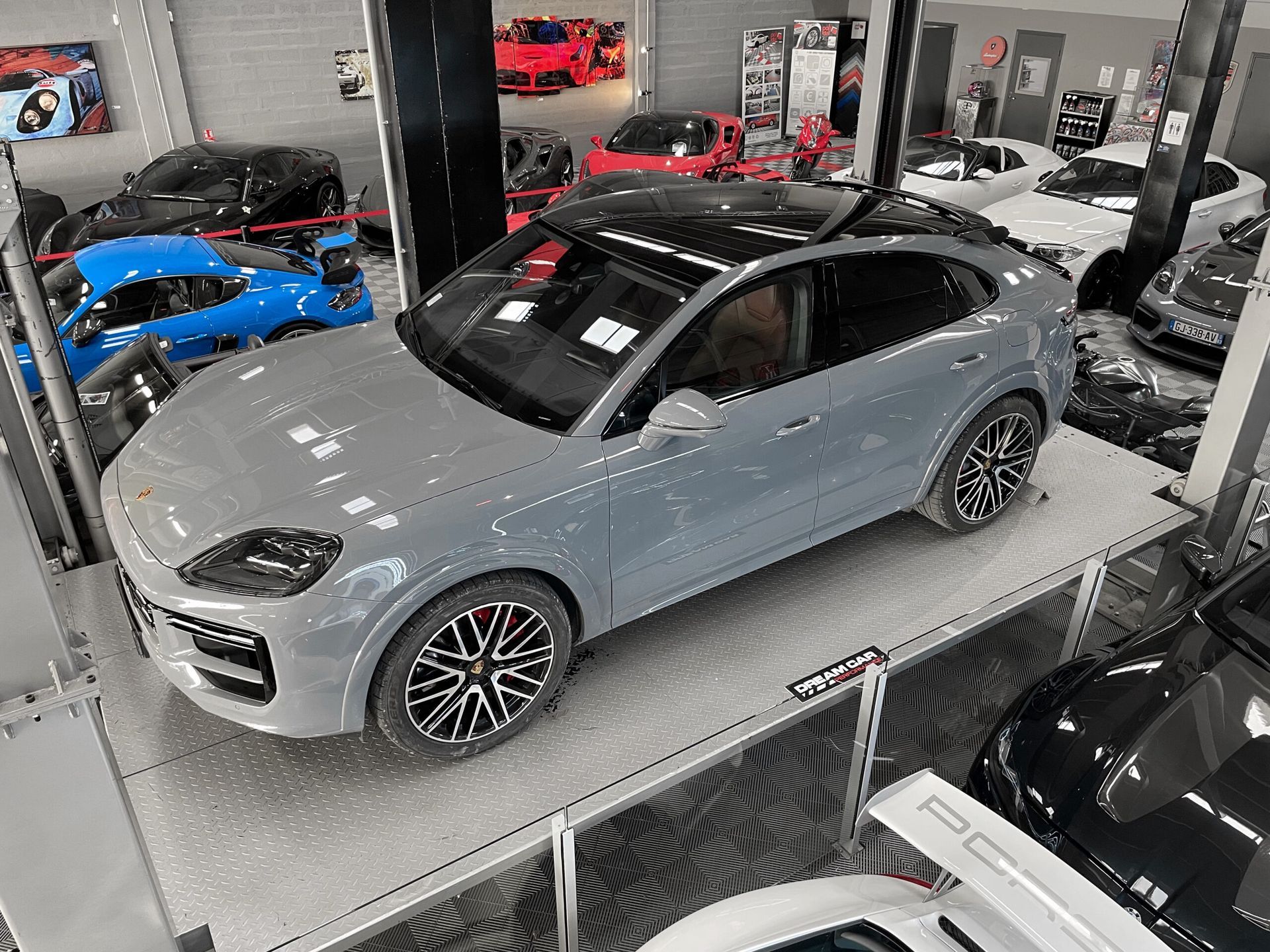Porsche Cayenne Coupé grise