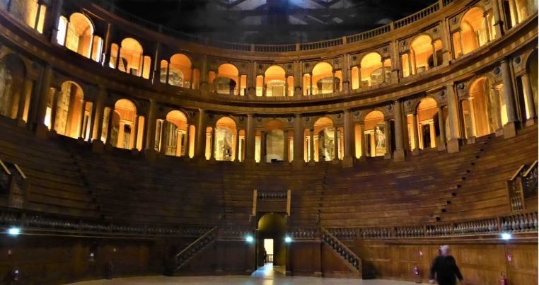 Musikinstrumente zum spielen